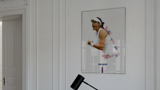 framed poster mockup of tennis player emma raducanu